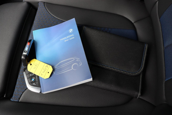 BMW 1-serie 116i Introduction Ed. M-Sport org.NL camera Performance-LM stoelverw. a.spoiler