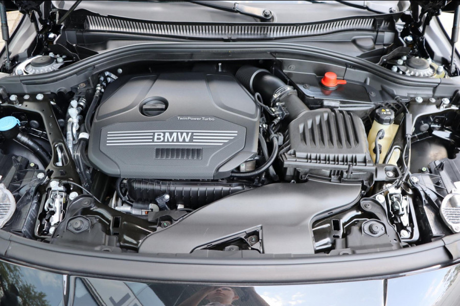 BMW 1-serie 116i Introduction Edition org.NL 18"Performance h.leer