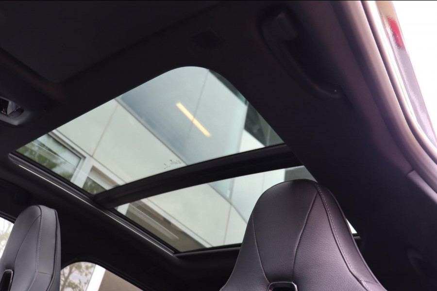 BMW 1-serie 120i M-Sport org.NL Head-up schuifdak camera leer+memory