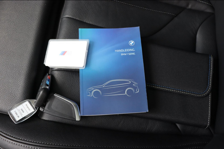 BMW 1-serie 120i M-Sport org.NL Head-up schuifdak camera leer+memory
