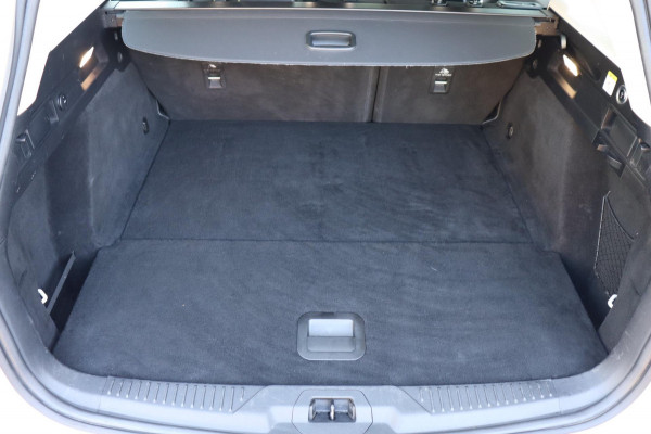 Ford FOCUS Wagon 1.0 EcoBoost Hybrid Connected org.NL el.trekhaak navi comfort-stoelen