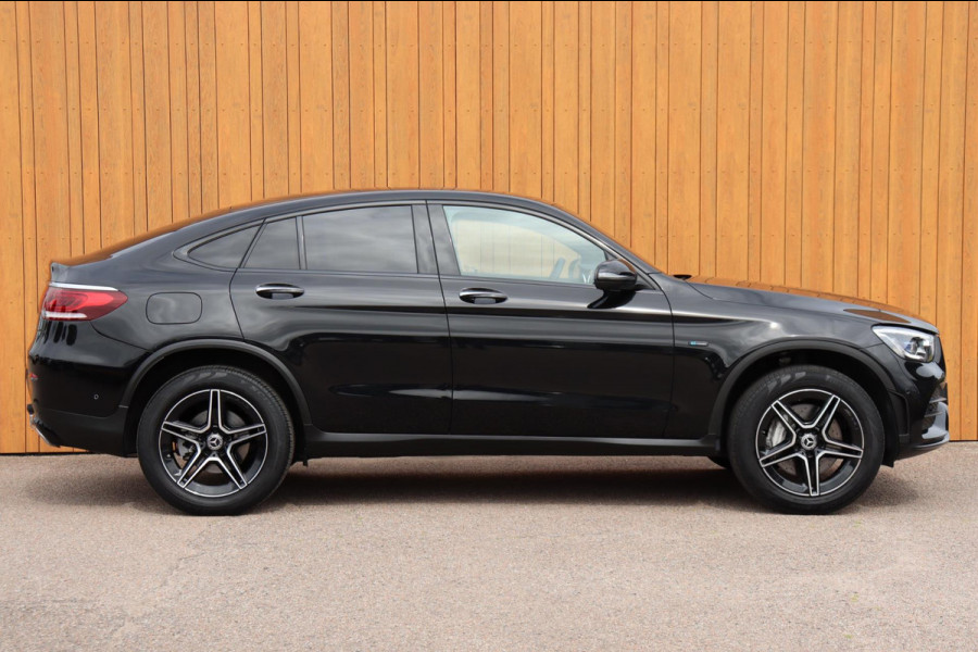Mercedes-Benz GLC Coupé 300e 4MATIC Business Solution AMG org.NL Burmester standkachel el.dak camera's el.trekhaak VOL