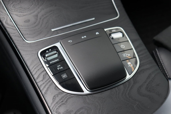 Mercedes-Benz GLC Coupé 300e 4MATIC Business Solution AMG org.NL Burmester standkachel el.dak camera's el.trekhaak VOL