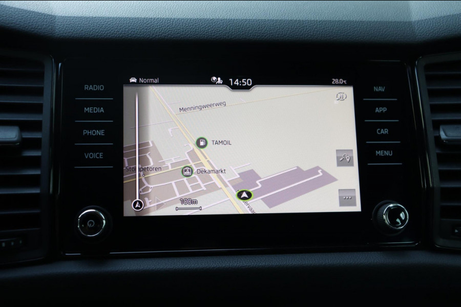 Škoda Kodiaq 1.5 TSI Sportline Business org.NL schuifdak trekhaak stuur+stoelverw camera canton