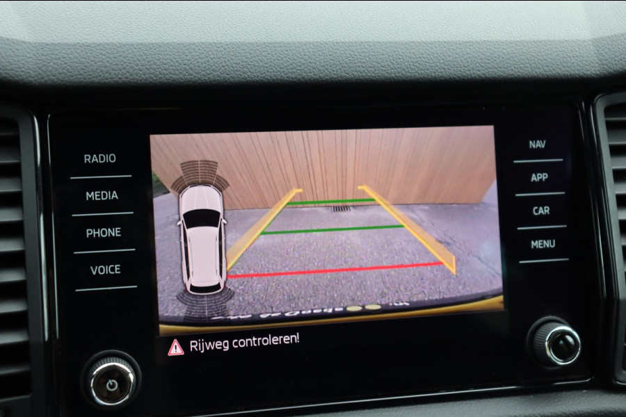 Škoda Kodiaq 1.5 TSI Sportline Business org.NL el.klep camera canton el.schuifdak el.stoel