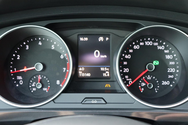 Volkswagen Tiguan 1.5 TSI ACT Comfortline Business org.NL schuifdak camera el.klep