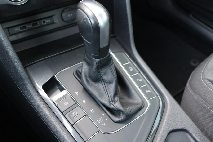 Volkswagen Tiguan 1.5 TSI ACT Comfortline Business org.NL schuifdak camera el.klep