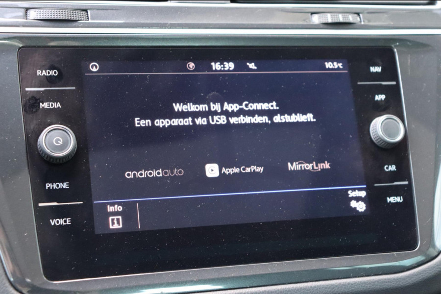 Volkswagen Tiguan 1.5 TSI ACT Comfortline Business org.NL schuifdak camera el.klep