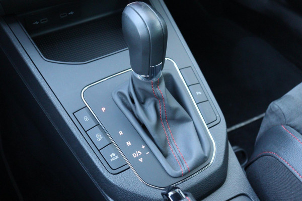 Seat Ibiza 1.5 TSI FR Business Intense Plus org.NL Beats leer+vw