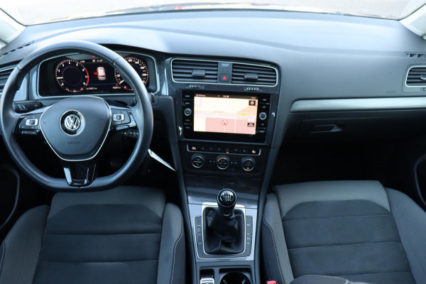 Volkswagen Golf 1.5 TSI Comfortline Business org.NL schuifdak digi-dashboard camera stoelmassage+vw