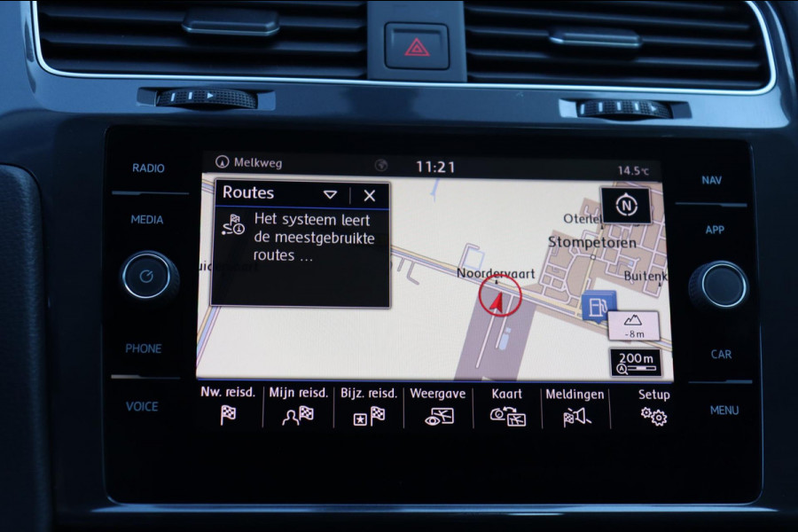 Volkswagen Golf 1.5 TSI Comfortline Business org.NL schuifdak digi-dashboard camera stoelmassage+vw