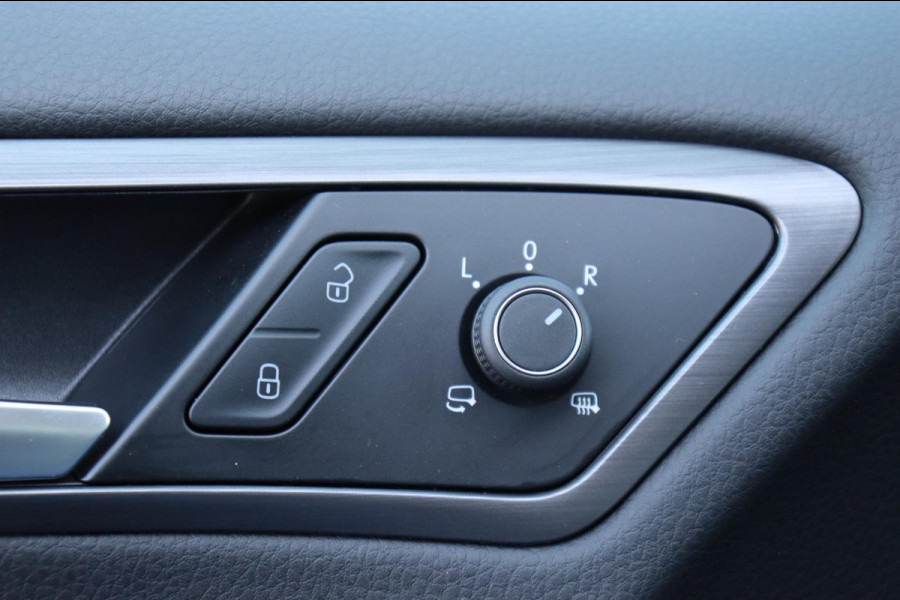 Volkswagen Golf 1.5 TSI Comfortline Business org.NL schuifdak digi-dashboard camera stoelmassage+vw