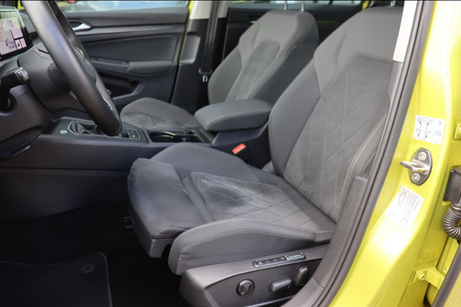 Volkswagen Golf Variant 1.5 TSI Style org.NL schuifdak head-up camera sfeer-verl. alcantara ergo-stoelen