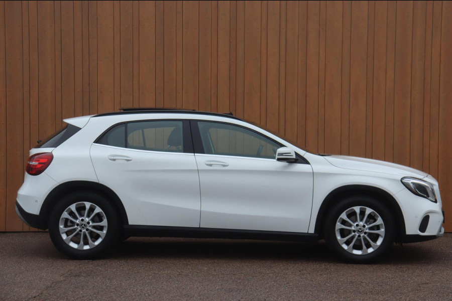 Mercedes-Benz GLA 180 Business Sol. org. NL-auto el.schuif-panoramadak