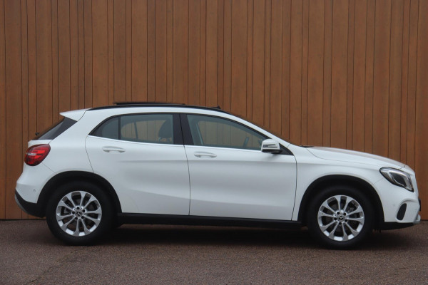 Mercedes-Benz GLA 180 Business Sol. org. NL-auto el.schuif-panoramadak