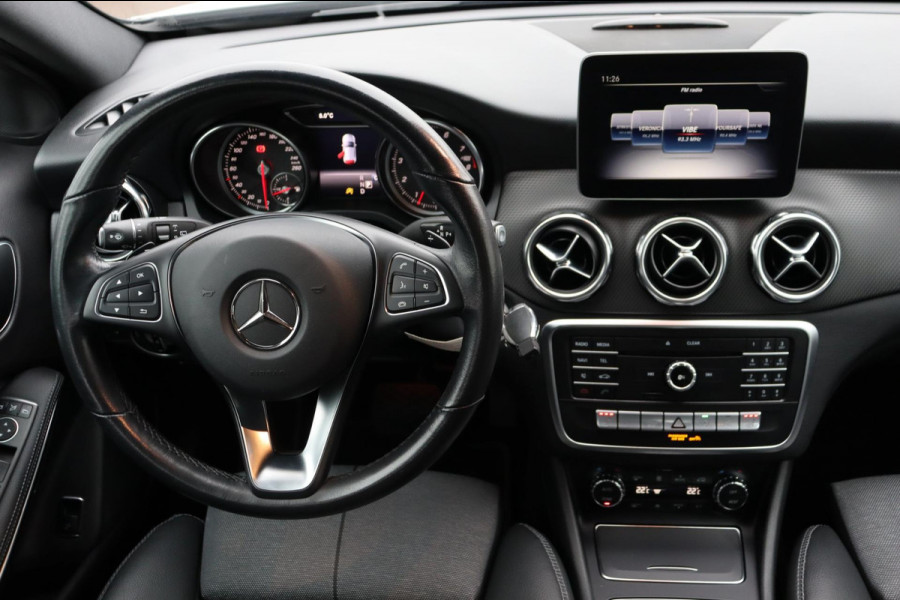 Mercedes-Benz GLA 180 Business Sol. org. NL-auto el.schuif-panoramadak