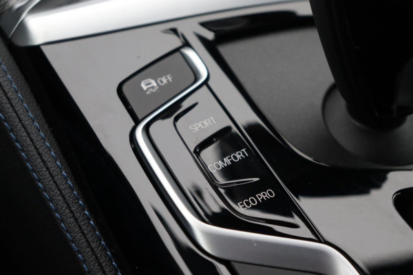 BMW 5 Serie 520i M-sport Executive Ed. Harman Kardon org.NL camera alcantara+elek.verstelbaar digi.dash navi