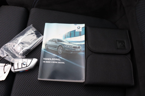 BMW 5 Serie 520i M-sport Executive Ed. Harman Kardon org.NL camera alcantara+elek.verstelbaar digi.dash navi