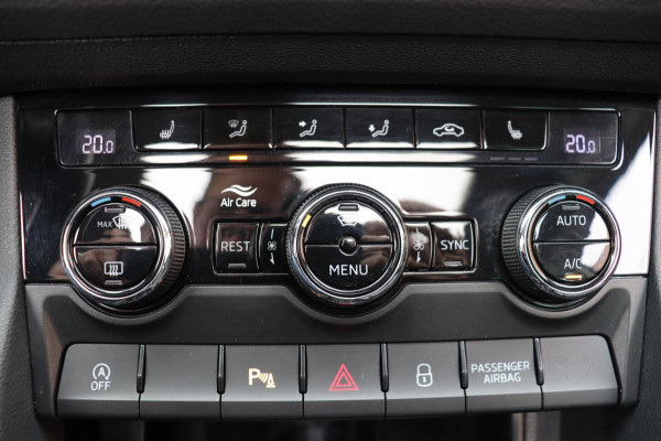 Škoda Kodiaq 1.5 TSI Business Edition org. NL-auto el.schuif/panoramadak trekhaak camera leer+vw