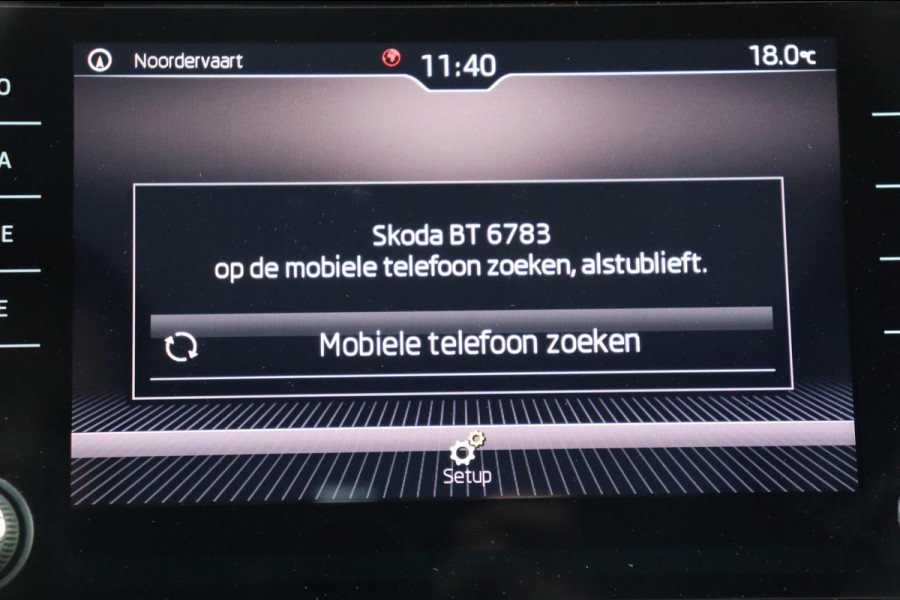 Škoda Karoq 1.5 TSI ACT Bus.org. NL-auto leer+vw schuifdak trekhaak el.klep