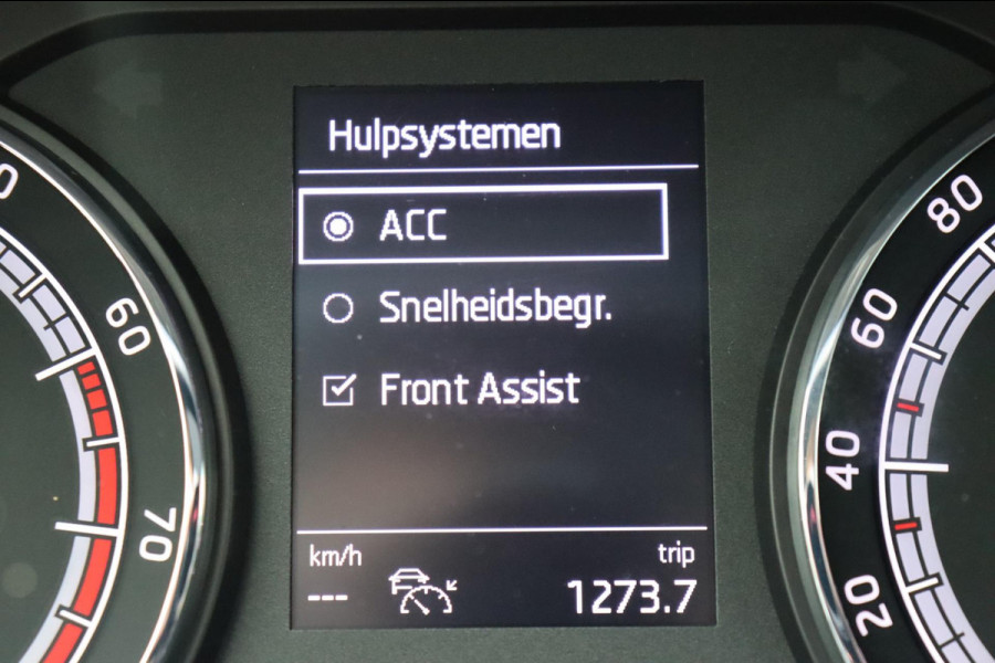 Škoda Karoq 1.5 TSI ACT Bus.org. NL-auto leer+vw schuifdak trekhaak el.klep