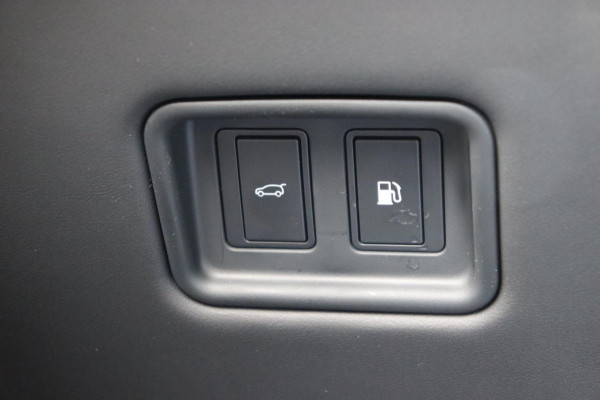 Land Rover Range Rover P440e SE PHEV org. NL schuifdak luchtvering