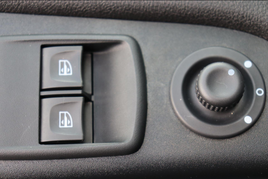 Renault Trafic Passenger 1.6 dCi 88kw incl.btw/bpm Zen 9-persoons org. NL