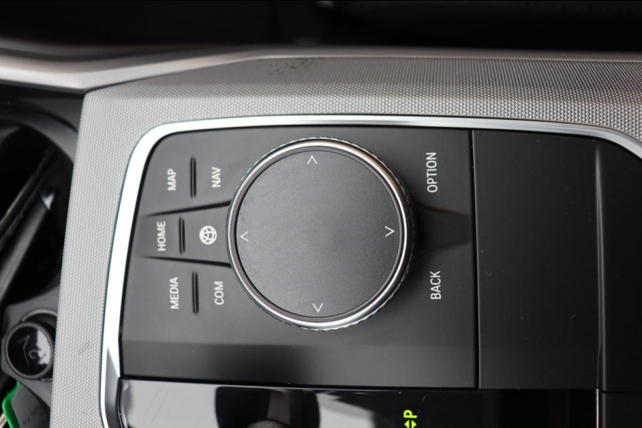 BMW 3 Serie Touring 330i Introduction Executive Ed. org. NL el.klep