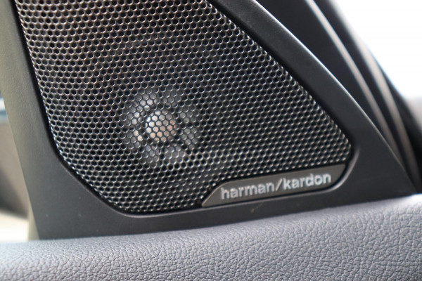 BMW 1-serie 116i Introduction Ed. M-sport org.NL Harman Kardon a.spoiler camera el.schuifdak