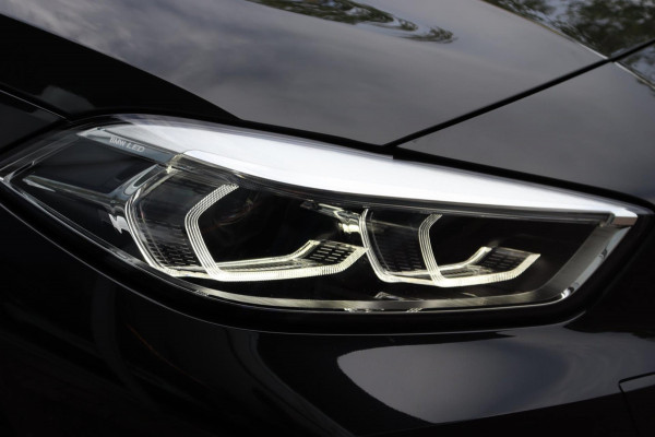 BMW 1-serie 116i Introduction Ed. M-sport org.NL Harman Kardon a.spoiler camera el.schuifdak