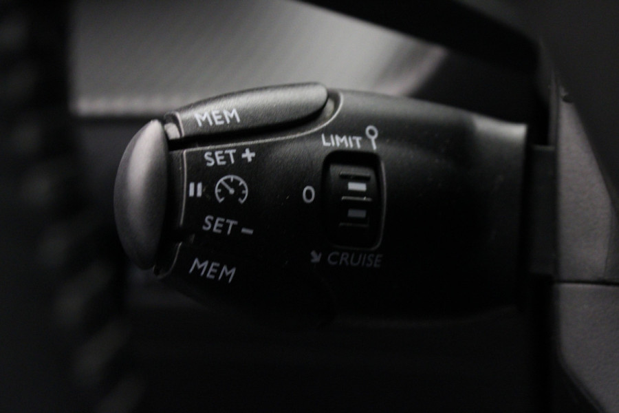 Peugeot 2008 1.2 PureTech Active