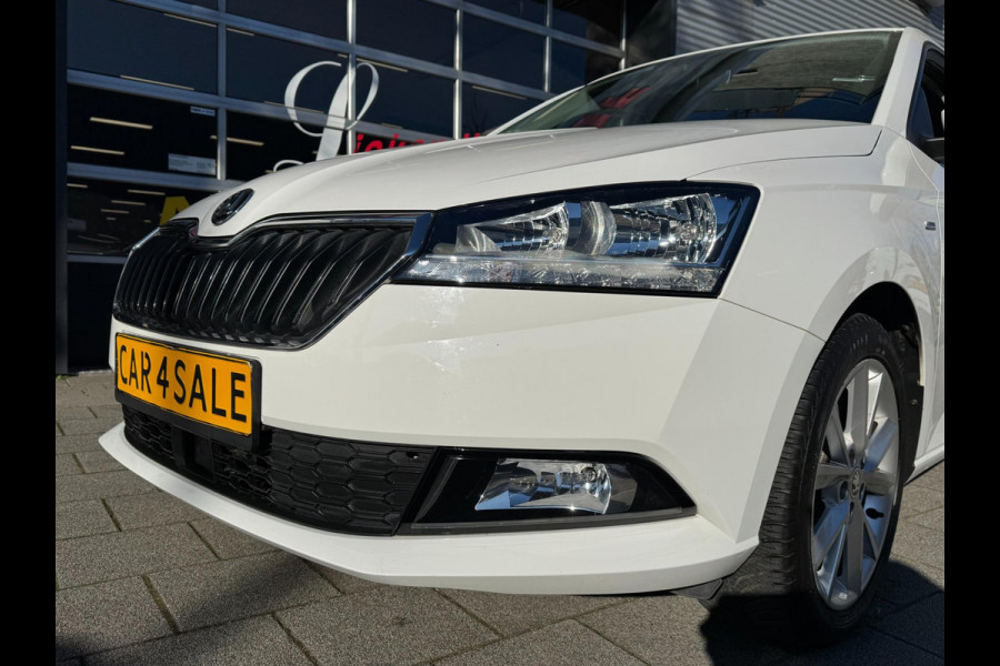 Škoda Fabia 1.0 Clever - Appel CarPlay / Navigatie I Airco I Achteruitrij Camera I LED I PDC I Sport velgen I Dealer onderhouden