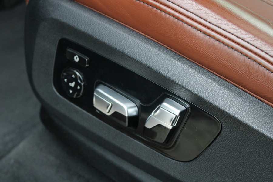 BMW X5 xDrive45e High Executive | M-SPORT | NAP | PANO | HUD | 360 | KEYLESS | ELEK TREKHAAK | H/K | LASER | ALCANTARA |