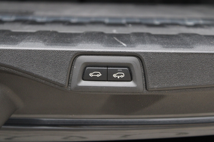 BMW X5 xDrive45e High Executive | M-SPORT | NAP | PANO | HUD | 360 | KEYLESS | ELEK TREKHAAK | H/K | LASER | ALCANTARA |