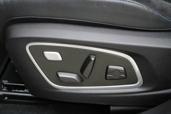 Renault Austral 1.2 E-Tech full hybrid 200 iconic | BTW | PANO | ACC | 360 | STOEL&STUUR VERW | ELEK STOELEN | DODE HOEK |