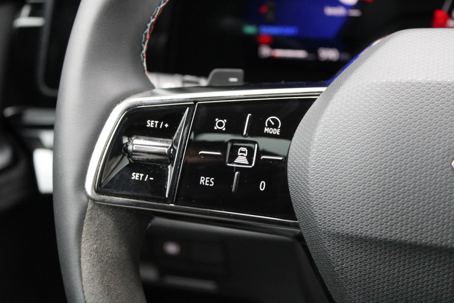 Renault Austral 1.2 E-Tech full hybrid 200 iconic | BTW | PANO | ACC | 360 | STOEL&STUUR VERW | ELEK STOELEN | DODE HOEK |