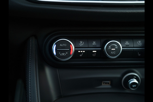 Alfa Romeo Stelvio 2.0 T GME AWD Veloce 280pk | Pano-dak | 21 inch | LED-Matrix koplampen