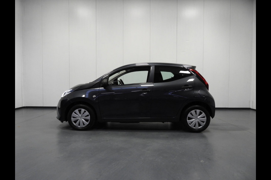 Toyota Aygo 1.0 VVT-i X-Fun AIRCO/BLUETOOTH!