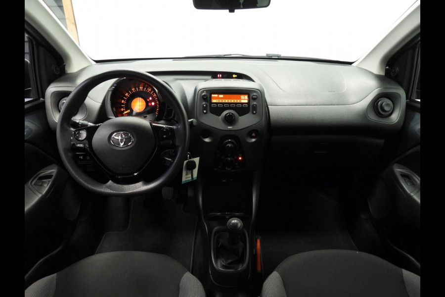 Toyota Aygo 1.0 VVT-i X-Fun AIRCO/BLUETOOTH!