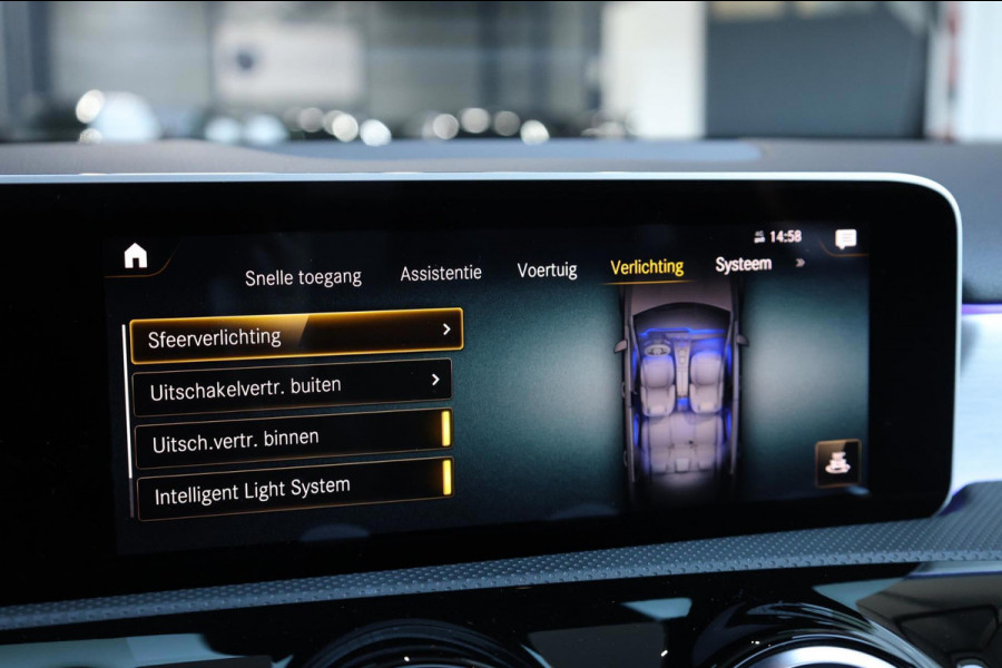 Mercedes-Benz A-Klasse AMG 45 4MATIC+ MULTIBEAM/VIRTUAL/SFEER/PANO/LEER+S.VERWARMING+MEMORY/19" LMV/360 CAM/ACC/12 MND GARANTIE!