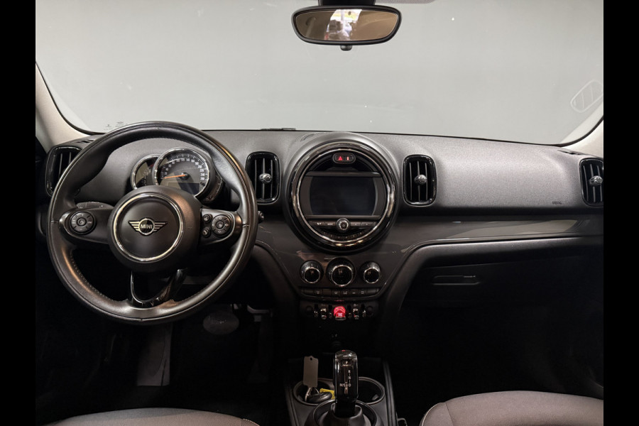MINI Countryman 1.5 Cooper | Trekhaak | Navi | Cruise