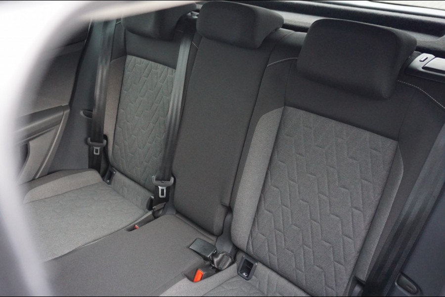 Volkswagen T-Cross 116PK Advanced Edition | AUTOMAAT | COMFORTPAKKET | CAMERA