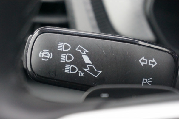 Volkswagen T-Cross 116PK Advanced Edition | AUTOMAAT | COMFORTPAKKET | CAMERA