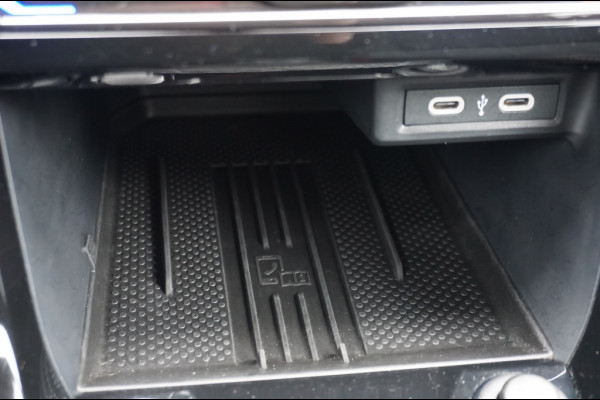 Volkswagen T-Cross 116PK Advanced Edition | AUTOMAAT | COMFORTPAKKET | CAMERA