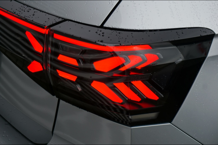 Volkswagen T-Cross 116PK Advanced Edition | AUTOMAAT | COMFORTPAKKET | CAMERA