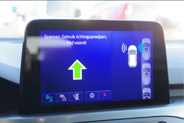 Ford Focus 1.0 EcoBoost Titanium AUT. LED, B&O, STOELVERWARMING, STUURVERWARMING, CLIMA, CAMERA, NAVI, CRUISE, PARKEERSENSOREN,