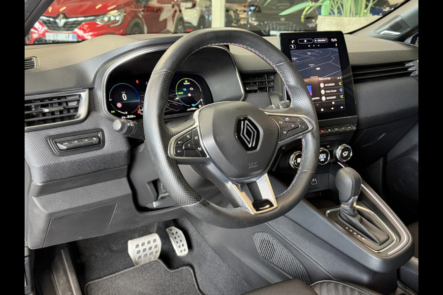 Renault Clio 1.6 E-Tech Full Hybrid 145 esprit Alpine | Groot Navi | Bose | 360 | ACC | Dode hoek | 17" | Carplay | Led | 100% Renault Dealer onderhouden!