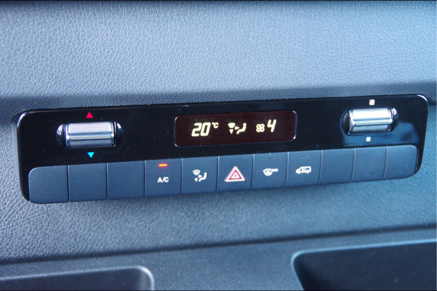 Mercedes-Benz Sprinter 319 3.0 CDI V6 L2H1 AUT. LED, MBUX 10'', 3.5T TREKHAAK, STOELVERWARMING, CAMERA, NAVI, CRUISE, CLIMA, PARKEERSENSOREN, CARPLAY