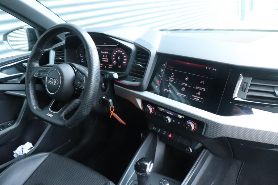 Audi A1 Sportback 30 TFSI S Line | Carplay | PDC | Sfeerverlichting
