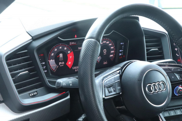 Audi A1 Sportback 30 TFSI S Line | Carplay | PDC | Sfeerverlichting